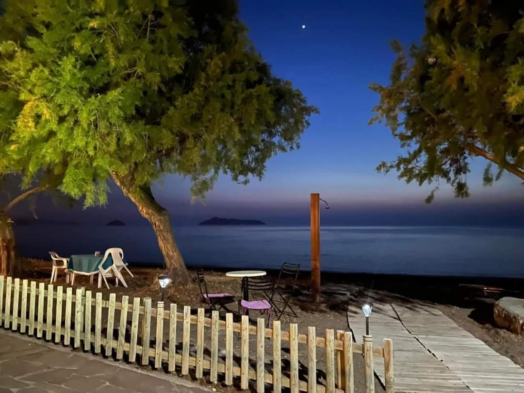 Coastline Villa Petra  Esterno foto