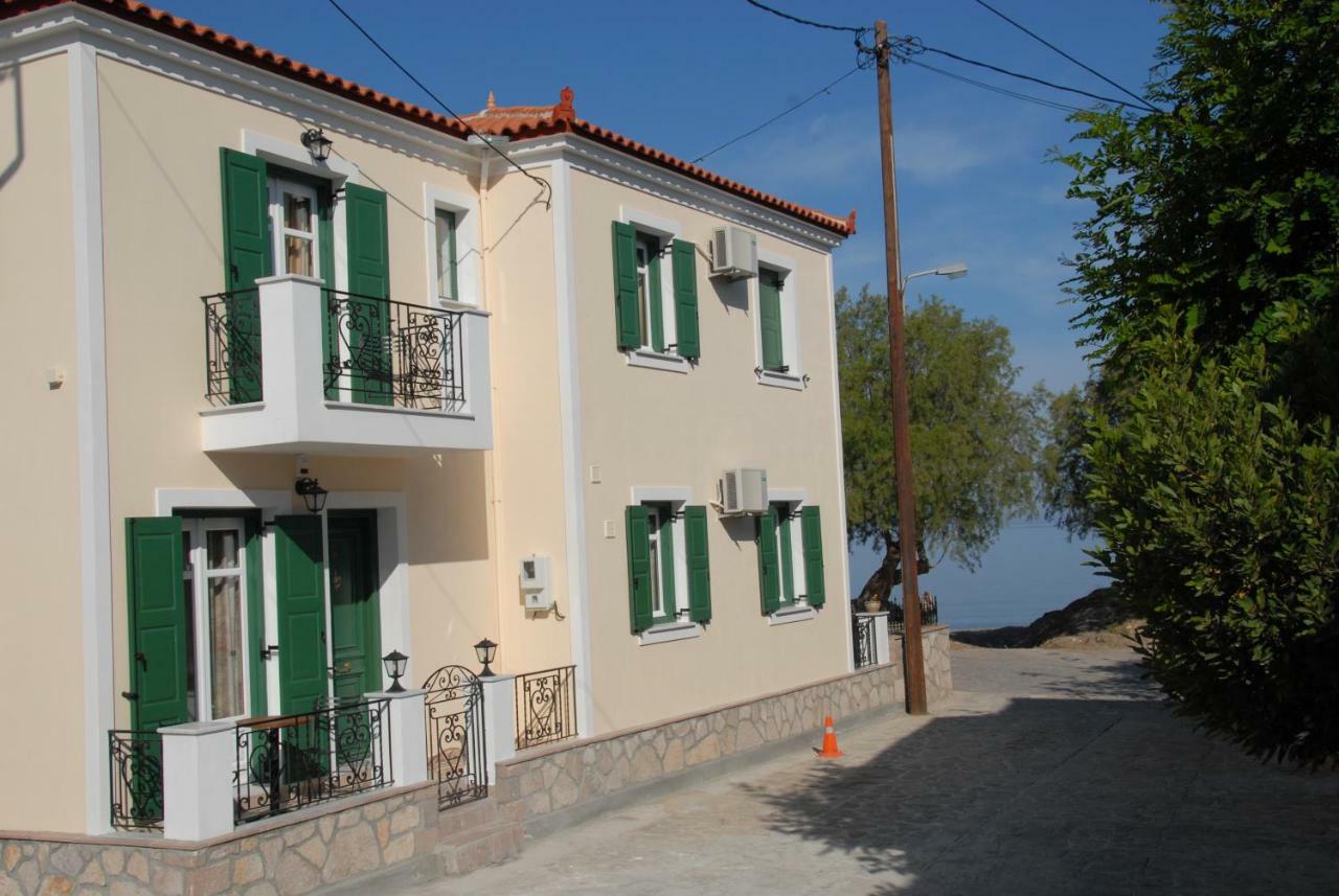 Coastline Villa Petra  Esterno foto